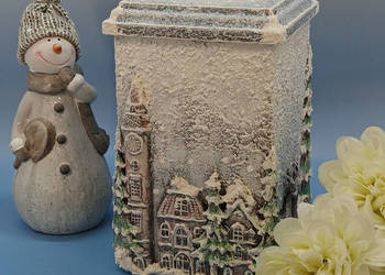 Zimowe pudełko na skarby ze świecznikiem