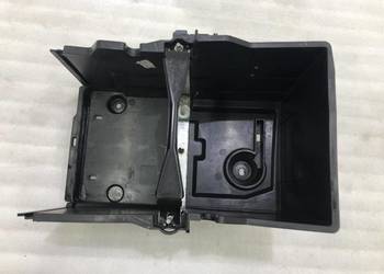 PODSTAWA AKUMULATORA AM51-10723-AD FORD C-MAX II
