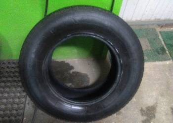 Opona 225/70  R15