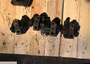 Iveco F4CE04 - Klawiatura Zaworowa [CZĘŚCI]