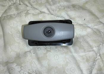 Zamek schowka pasażera BMW E60 E61 E63 E64