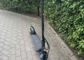 Hulajnoga elektryczna Ninebot F2