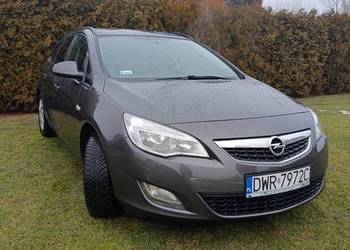 Opel Astra polski salon