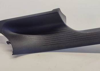 VW TAYRON OSŁONA PROGU PRAWY TYŁ 57H863736