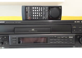Player PIONEER CLD-1850 Laser Disc, stan idealny, pilot