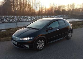 Honda Civic VIII genraci panorama dach nawigacja