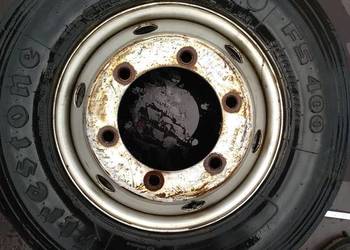 OPONA FIRESTONE FS 400  235/75 R 17.5 BIEŻNIK 6MM NA PRZÓD