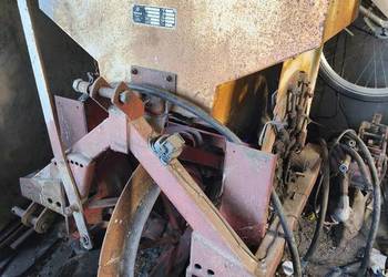 Sadzarka do ziemniaków czeska