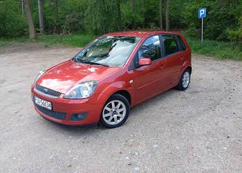 Sprzedam Ford Fiesta polift zadbana