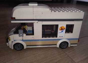 LEGO city camper