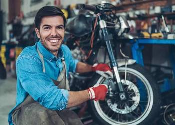 Poszukujemy mechanika motocyklowego KIELCE!