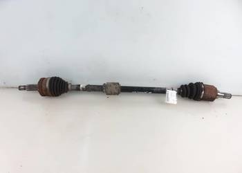 PÓŁOŚ PRAWA PRZEDNIA KIA CEE'D I 1.4 