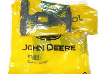 A72081 Zacisk pokrywy zbiornika nasion John Deere