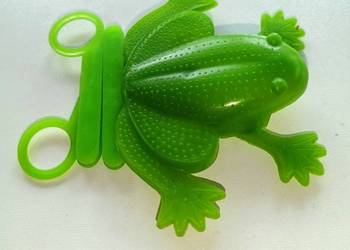 Skacząca żabka zabawka z PRL-u vintage Skacząca żabka zabawka z PRL-u vintage