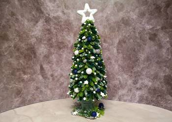 Choinka świąteczna (biało - niebieska)rękodzieło,  LED, 40 cm)