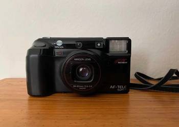 Aparat fotograficzny Minolta AF-Tele Super klasyk rarytas