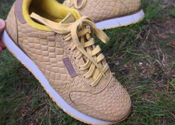 Buty sportowe Woden