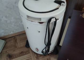 Wirówka na ubrania i tekstylia stara ale sprawna