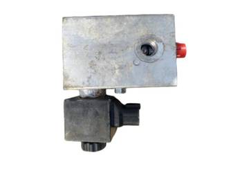 JCB 332/F7056 (Atlantic Fluid Tech 332/F7056) Rozdzielacz hydrauliczny