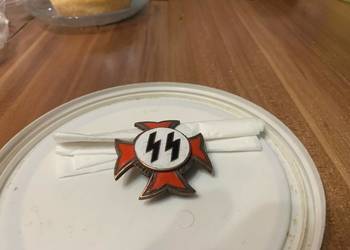 Odznaka z okresu drugiej wojny światowej