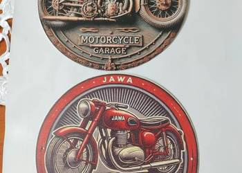 Ozdobne metalowe tablice