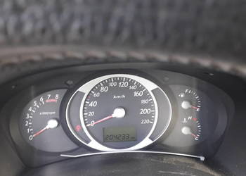 Sprzedam Hyundai tucson 2,0 benzyna