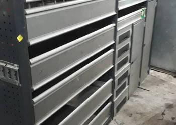 Mercedee Sprinter regał regały zabudowa Bott