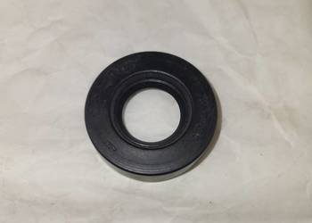 Trabant 601 - Nowy uszczelniacz wałka sprzęgła Pneumant DDR