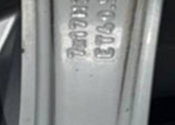 Alufelgi z oponami Volvo