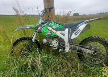 Sprzedam crossa 125 kod
