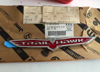 Oryginalny Mopar Emblemat czerwony Trailhawk