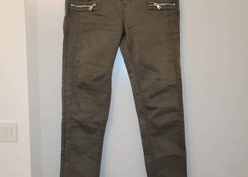 Jeansy Stradivarius khaki