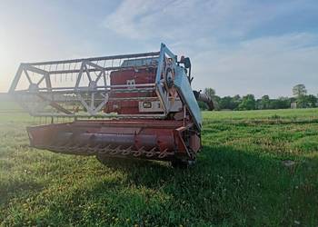 Sprzedam kombajn international 321