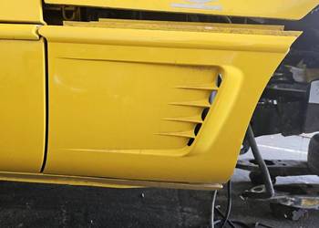 OSŁONA CHEVROLET CORVETTE C4 LIFT PRAWA