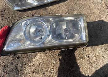 Lampa przód prawa Volvo v40 s40 I