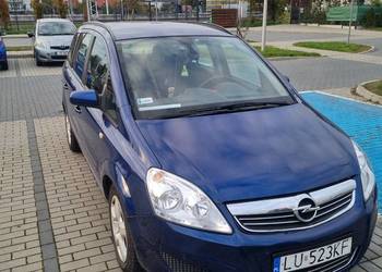 Opel Zafira B 1.9 120km 2008 rok doinwestowany.