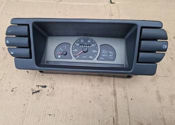 Licznik prędkościomierz zegar Fiat 126p Maluch Elegant Licznik prędkościomierz zegar Fiat 126p Maluch Elegant