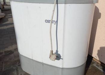 Pralka turystyczna z wirówką .