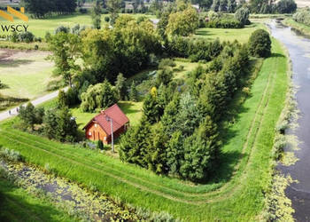 Drewniany dom przy linii brzegowej, 60 m2, Markusy