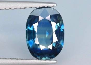 Szafir niebieski 2,03 ct z certyfikatem IGI Kraj: Sri Lanka