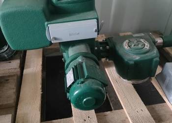 Sprzedam zawór hydrauliczny/siłownik ze sterownikiem
