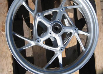 BMW R1200RT K52 14-16 F800GT FELGA PRZÓD KOŁO