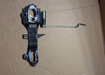 Klamka prawych przednich drzwi TOYOTA YARIS III P13 2011-2020 692010D05000