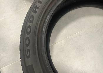 235/40 19 cali zimówki użytkowane 2 miesiace