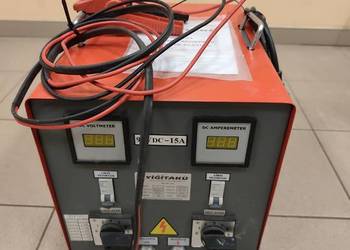 Prostownik profesjonalny warsztatowy 12v-90v 15A