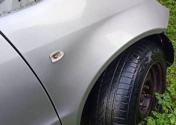 Błotnik prawy Mercedes A klasa W168 kolor 706