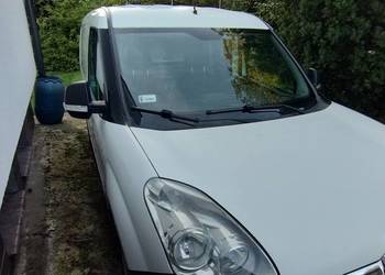 Opel combo VAN 17r salon Polska klimatyzacja zadbany serwisowany
