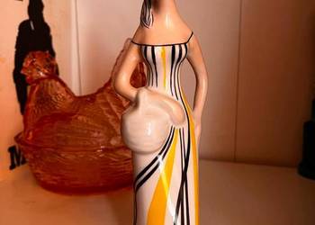 Ćmielów porcelanowa figurka grzybiarka