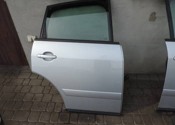 AUDI A2 DRZWI PRAWY TYŁ