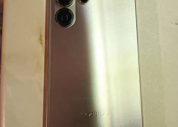 Samsung Galaxy S25 Ultra.